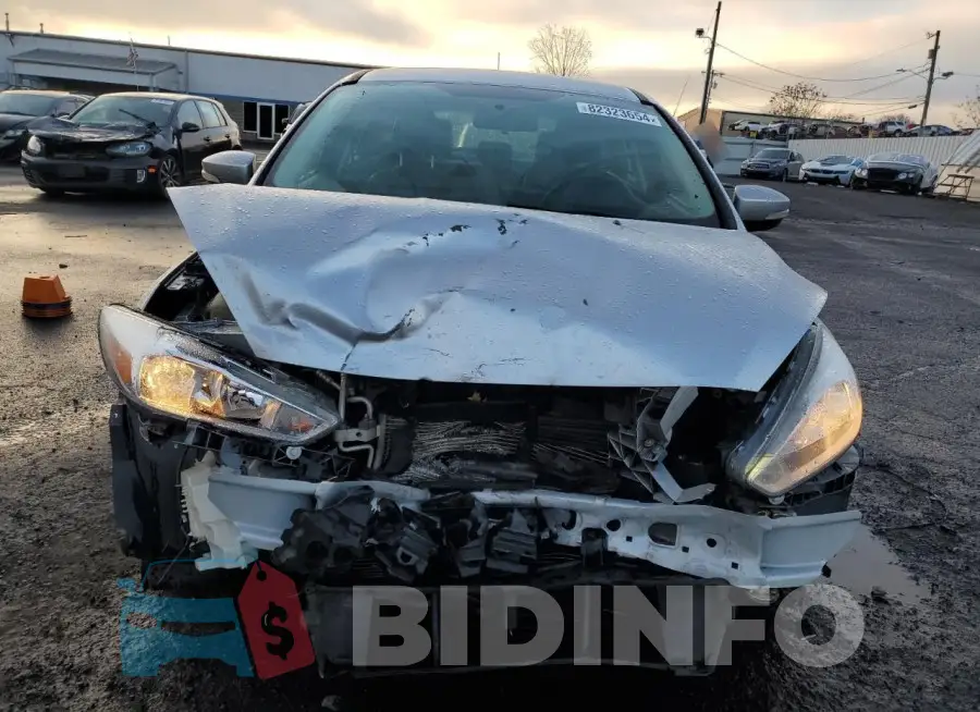 1FADP3N27GL401097 Photo# 5