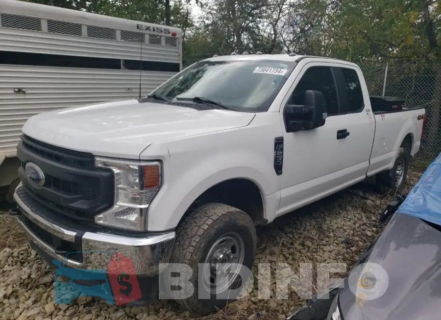 1FT7X2B67NEE35261 Photo# 1