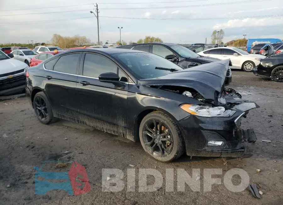 3FA6P0HD8KR268042 Photo# 4