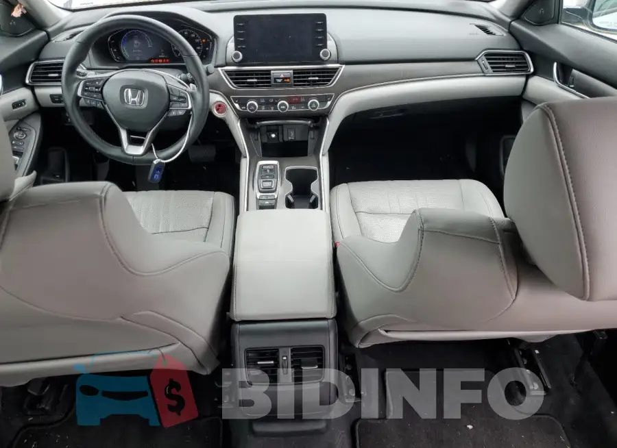 1HGCV3F54KA009558 Photo# 8