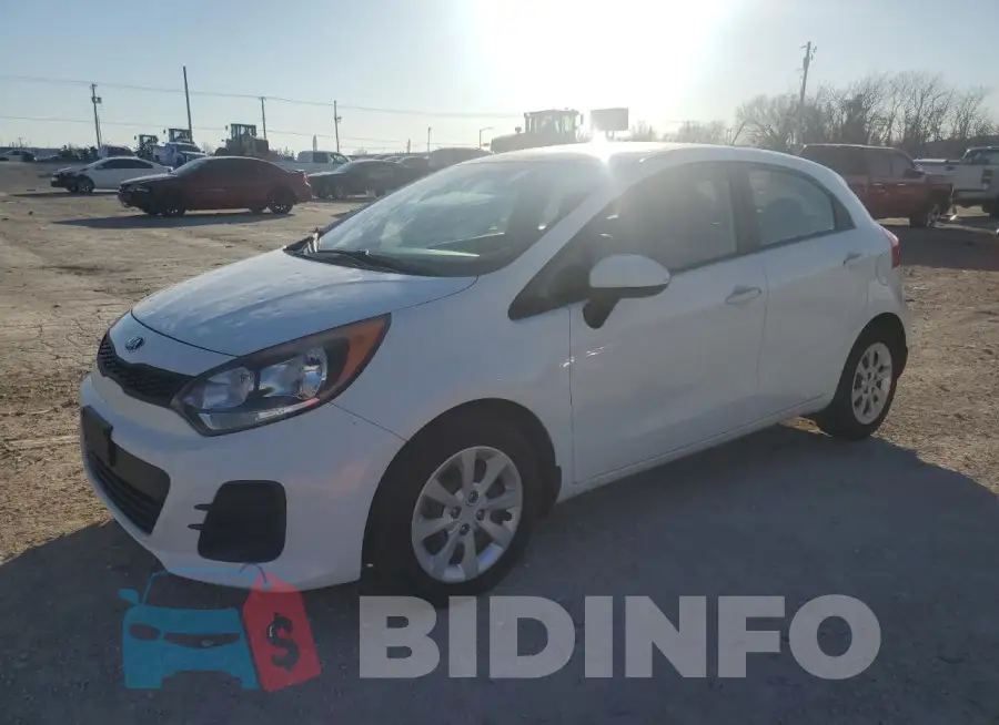 KNADM5A37G6647172 Photo# 1