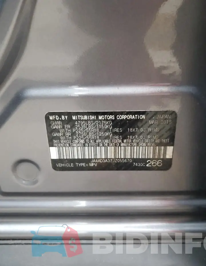 JA4AD3A37JZ055670 Photo# 14