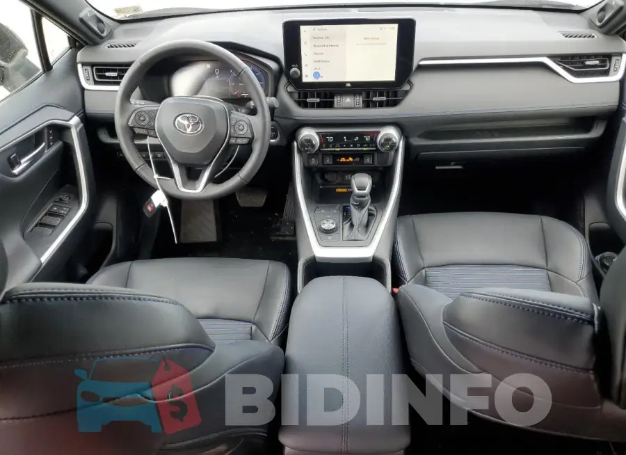 4T3E6RFV1PU115272 Photo# 8