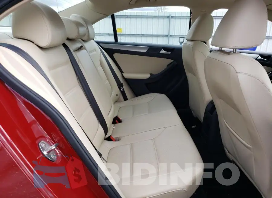 3VWDB7AJ5HM261786 Photo# 10