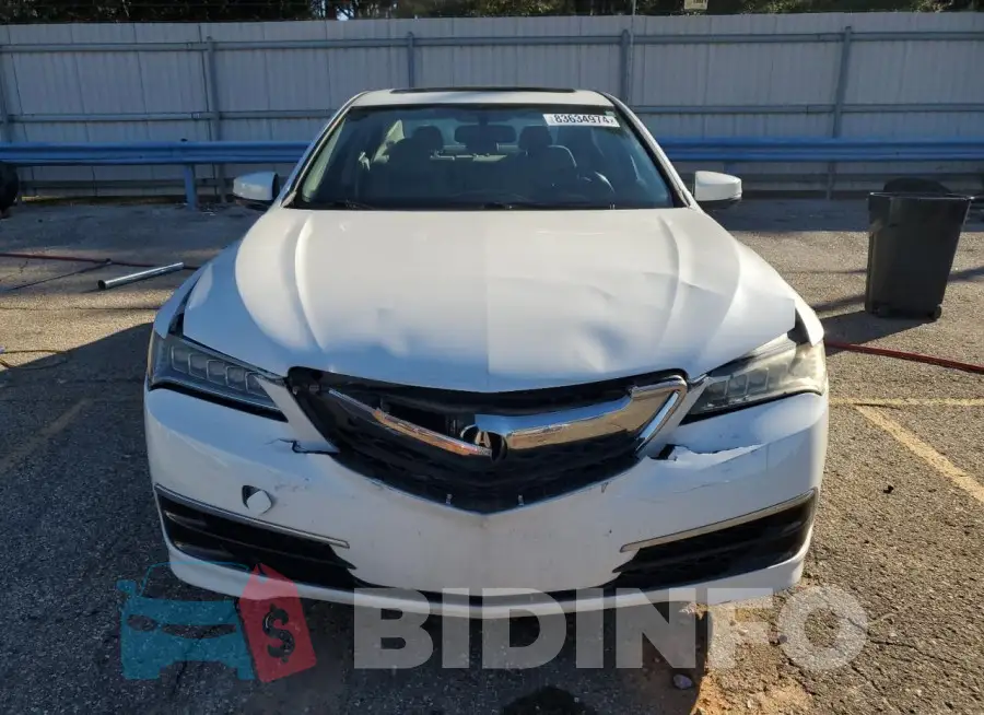 19UUB1F39GA002631 Photo# 5