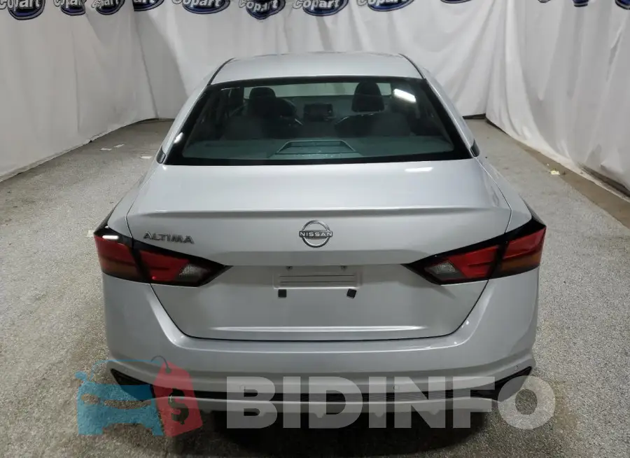 1N4BL4BV7PN326834 Photo# 6