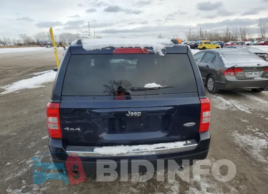 1C4NJRABXGD630733 Photo# 6