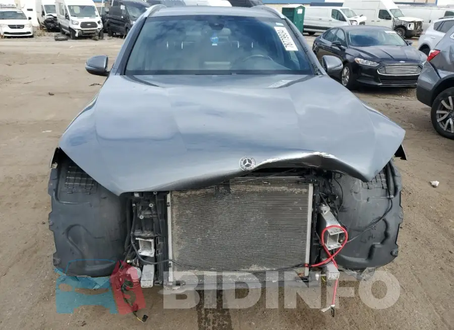 WDC0G4KB4KF576993 Photo# 5
