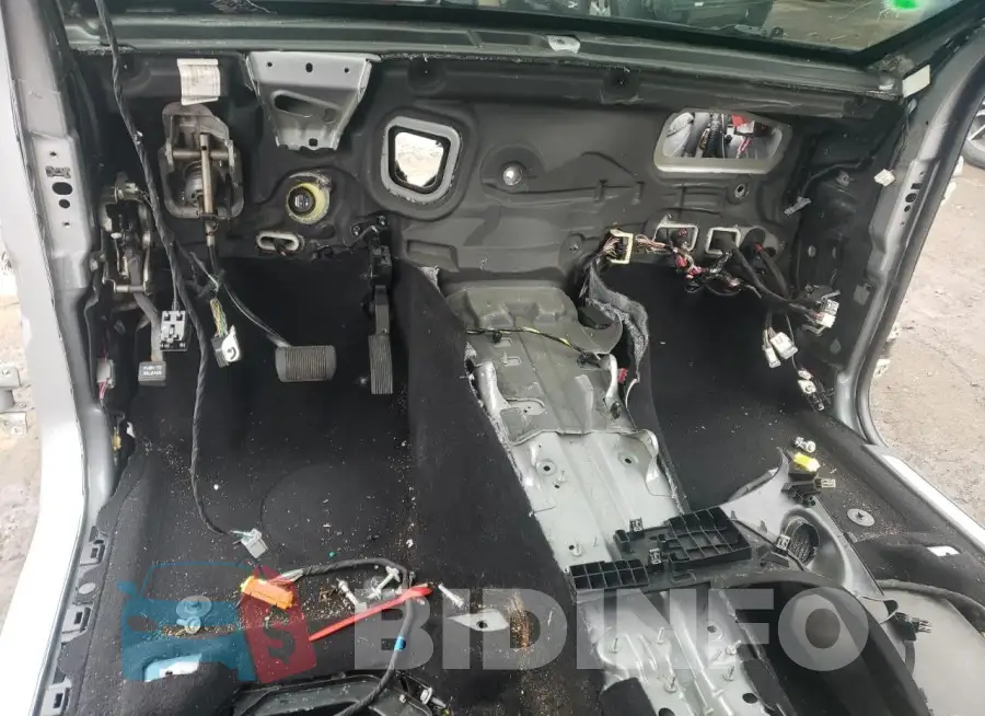 1C4SDJCT6MC522726 Photo# 8
