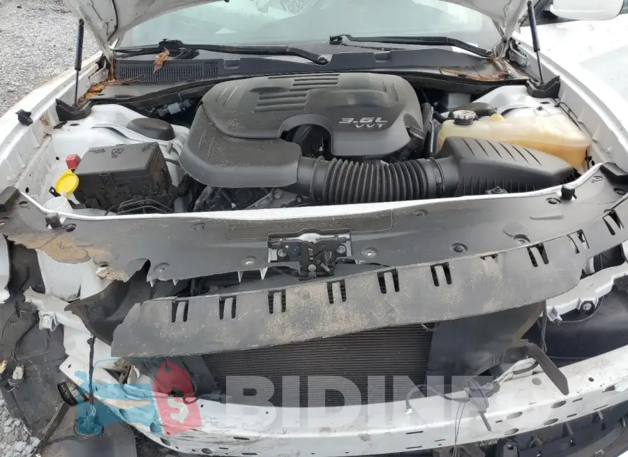2C3CDXBG4MH643154 Photo# 11