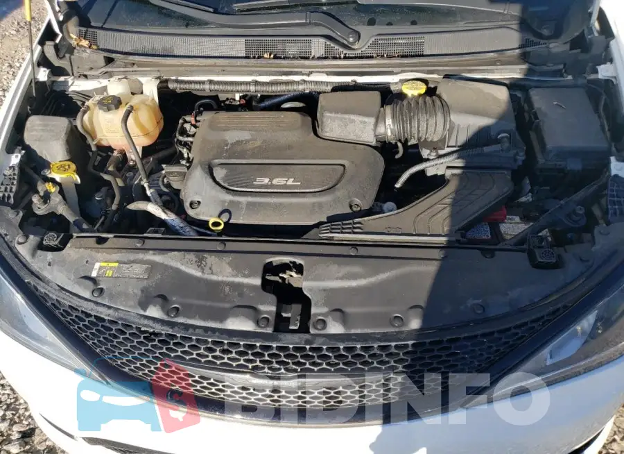 2C4RC1FG8JR247279 Photo# 12