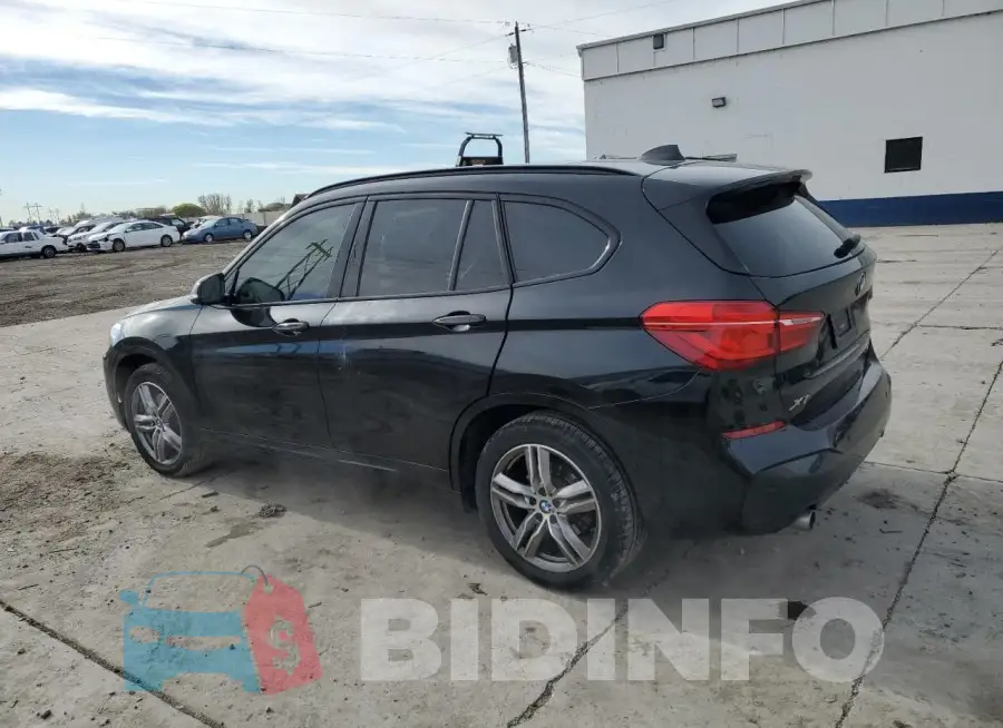 WBXHT3C52K5L35577 Photo# 2