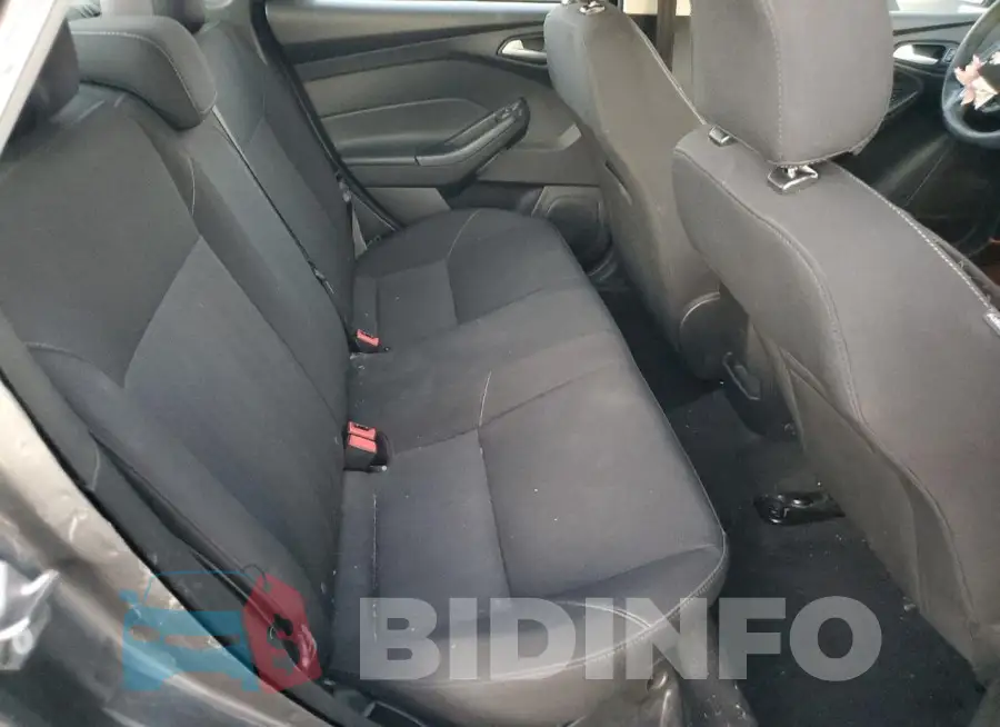 1FADP3F20HL304534 Photo# 10