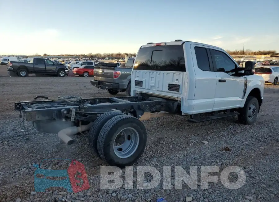 1FD8X3HN5PEC04673 Photo# 3