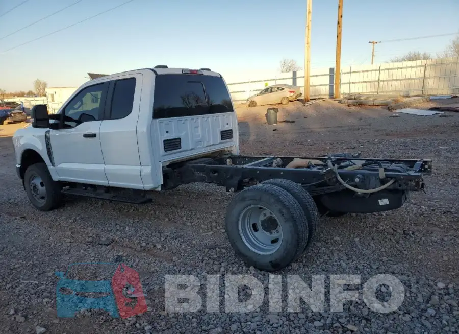 1FD8X3HN5PEC04673 Photo# 2