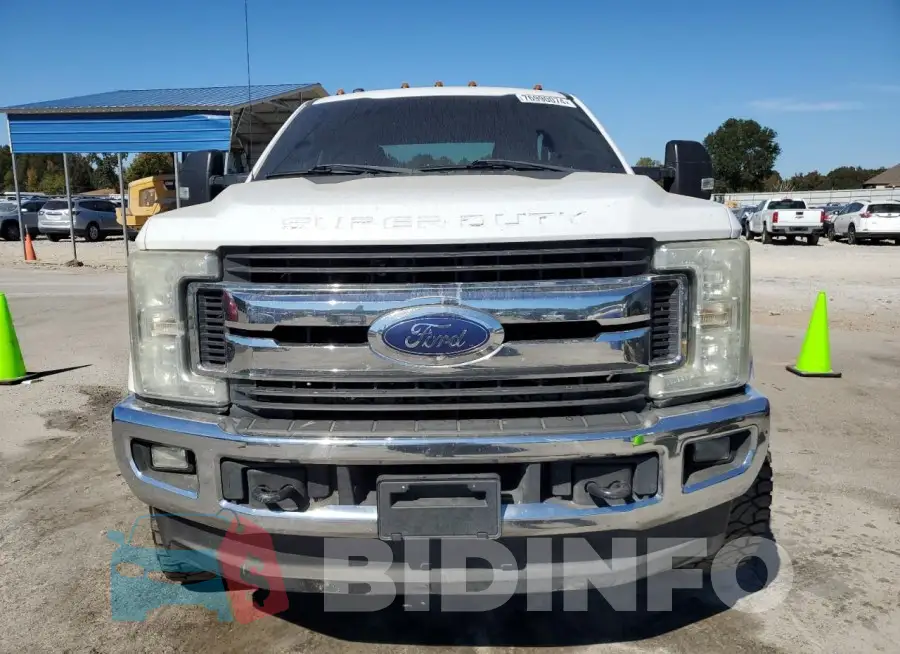 1FT7W2B68HEB16426 Photo# 5