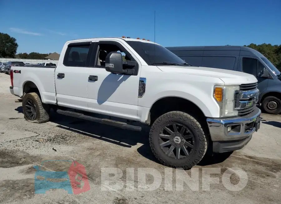 1FT7W2B68HEB16426 Photo# 4