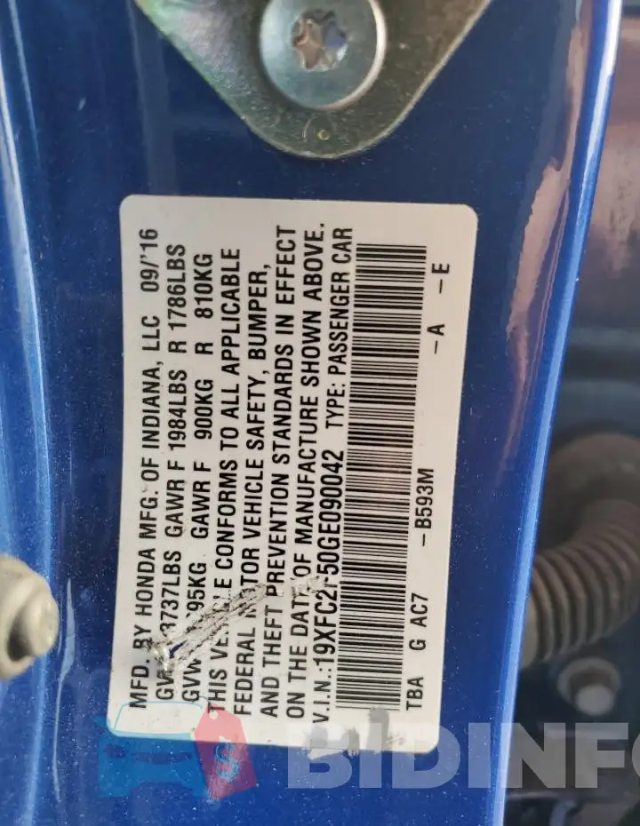 19XFC2F50GE090042 Photo# 12