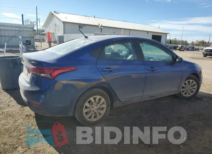 3KPC24A69NE174455 Photo# 3