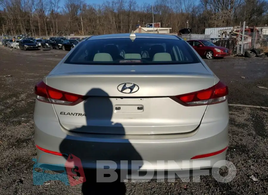 KMHD84LF1HU209569 Photo# 6