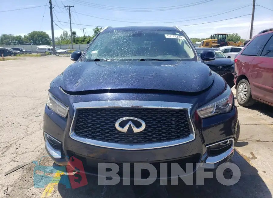 5N1DL0MM3JC531095 Photo# 5