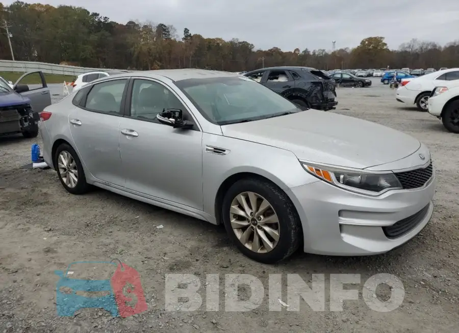 5XXGT4L34GG020571 Photo# 4