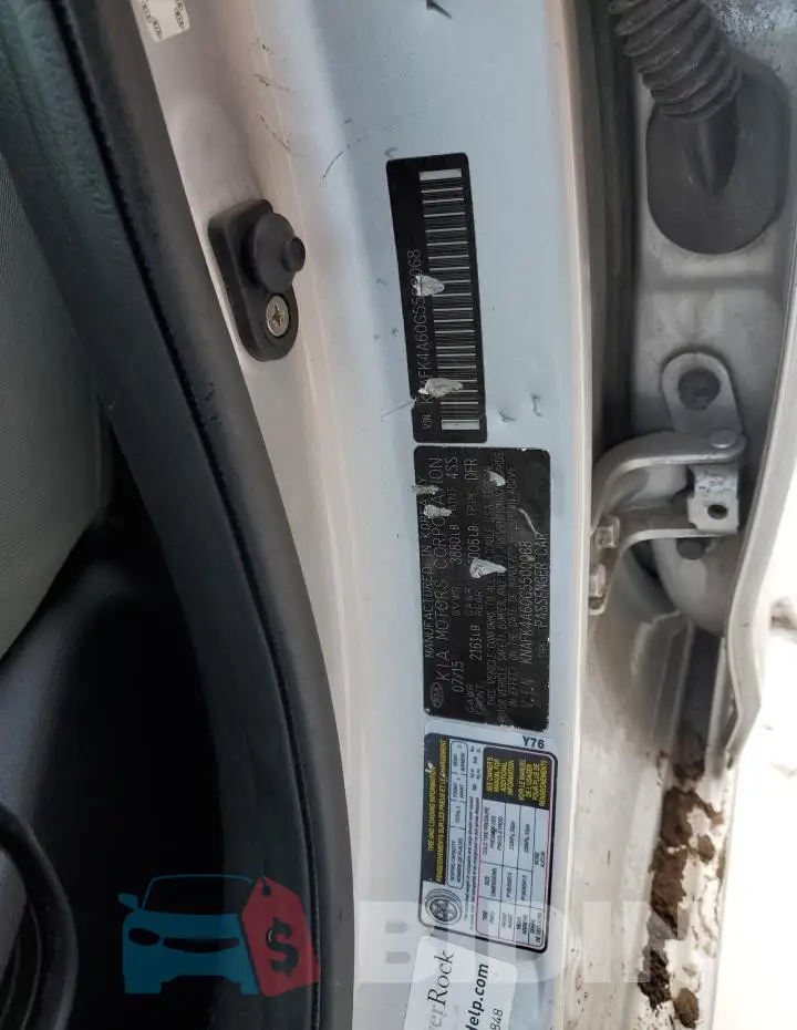 KNAFK4A60G5500068 Photo# 12
