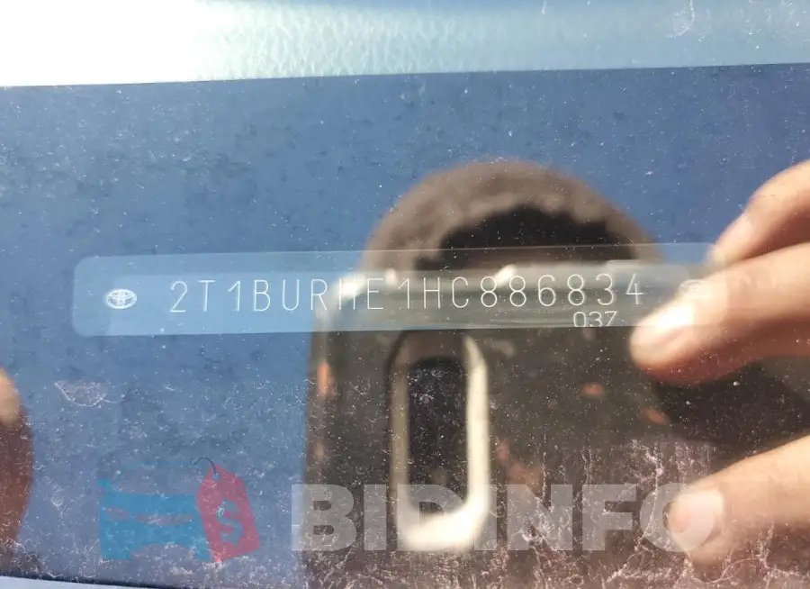 2T1BURHE1HC886834 Photo# 12