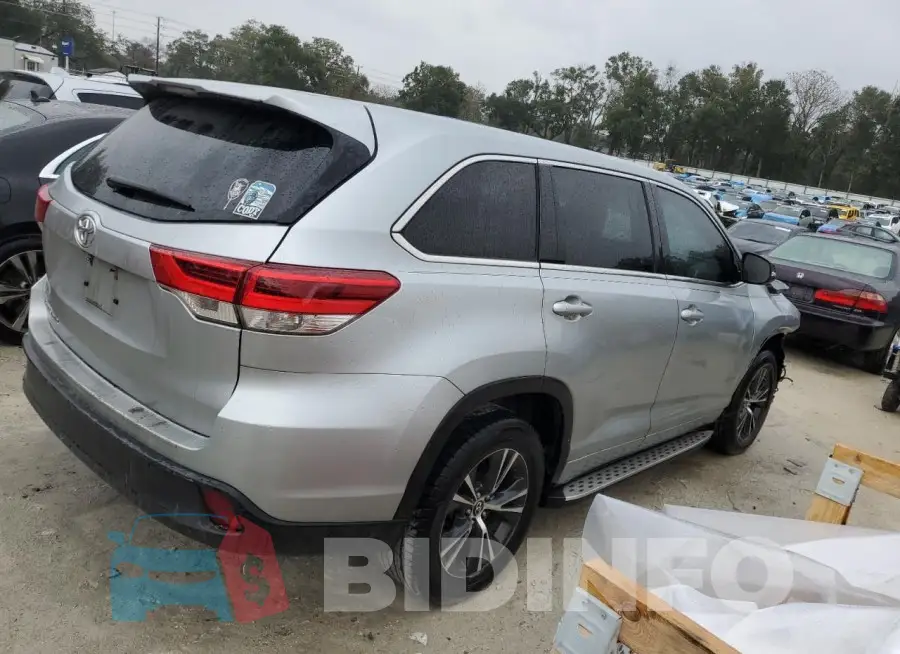 5TDZARFH3JS038150 Photo# 3