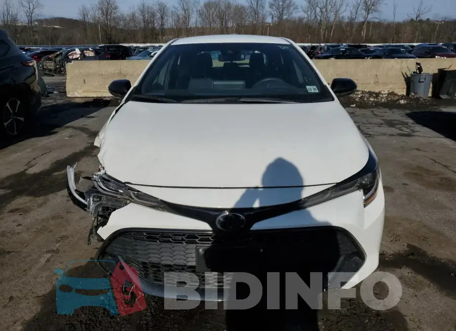 JTND4RBE2L3074425 Photo# 5