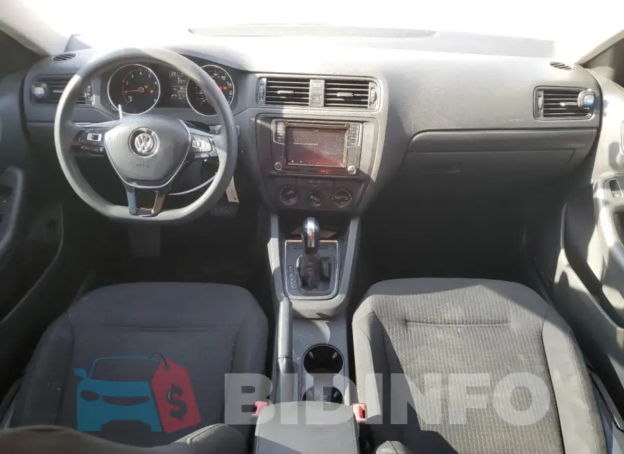 3VW267AJ5GM230516 Photo# 8