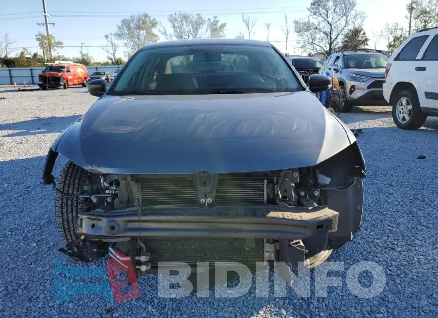3VW267AJ6GM303747 Photo# 5