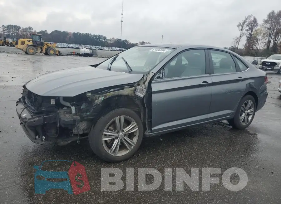3VWCB7BUXKM209470 Photo# 1