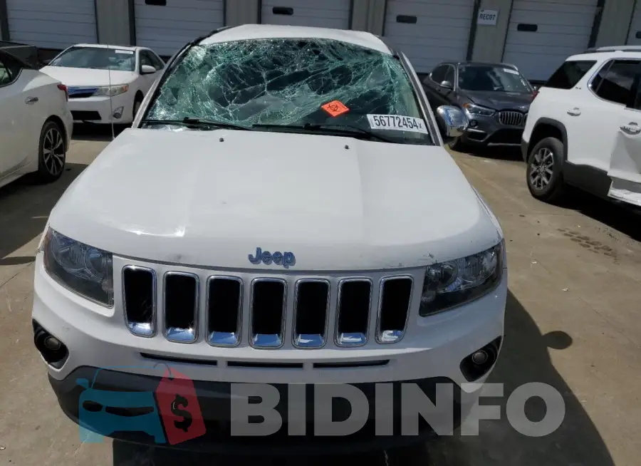 1C4NJCBA4HD185247 Photo# 5