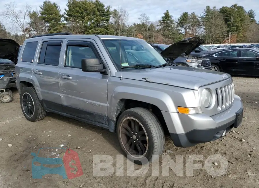 1C4NJPBA7GD814862 Photo# 4