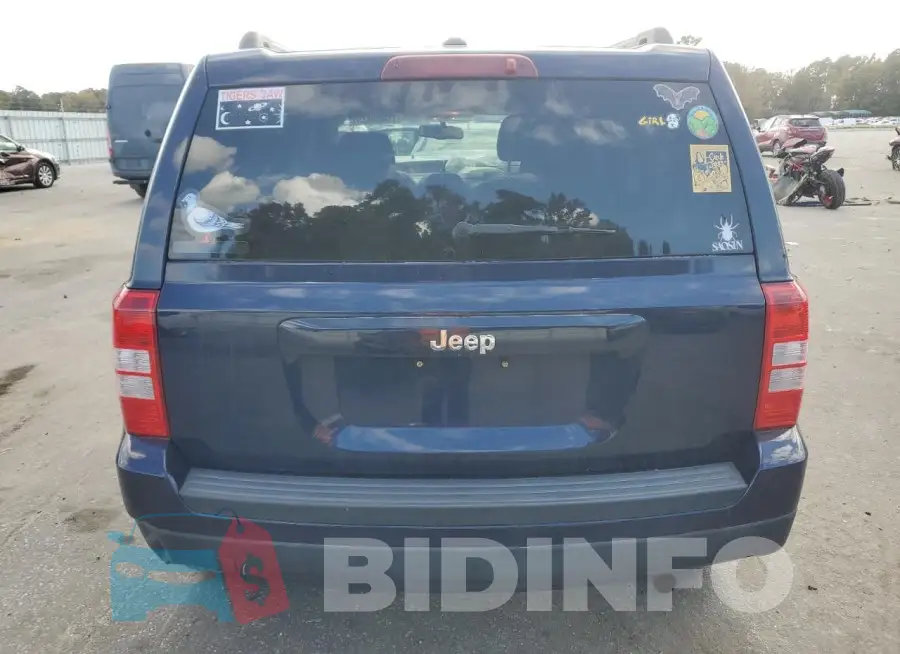 1C4NJPBB3HD120440 Photo# 6