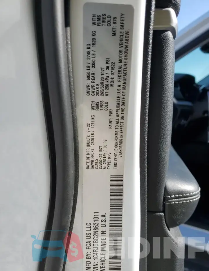 1C4RJGBG2N8631011 Photo# 13