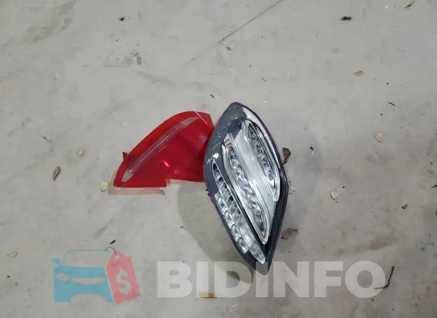 55SWF4JB8GU167913 Photo# 12