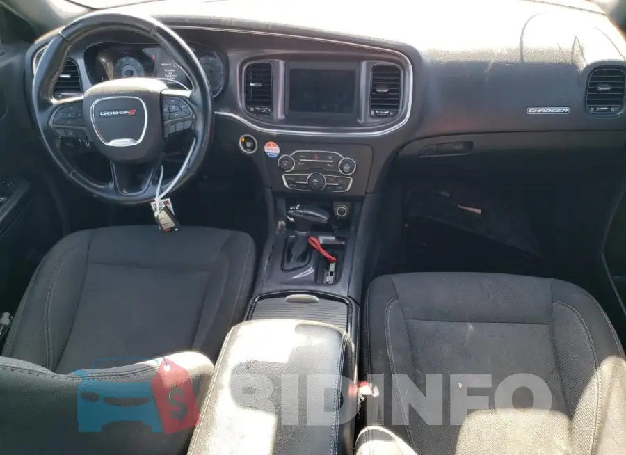 2C3CDXBGXJH158142 Photo# 8