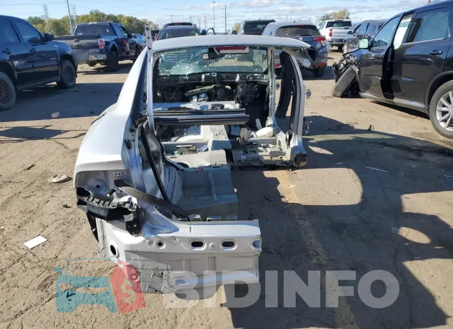 2C3CDXGJ4LH166339 Photo# 6