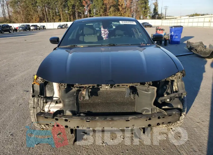 2C3CDXHG6GH215162 Photo# 5