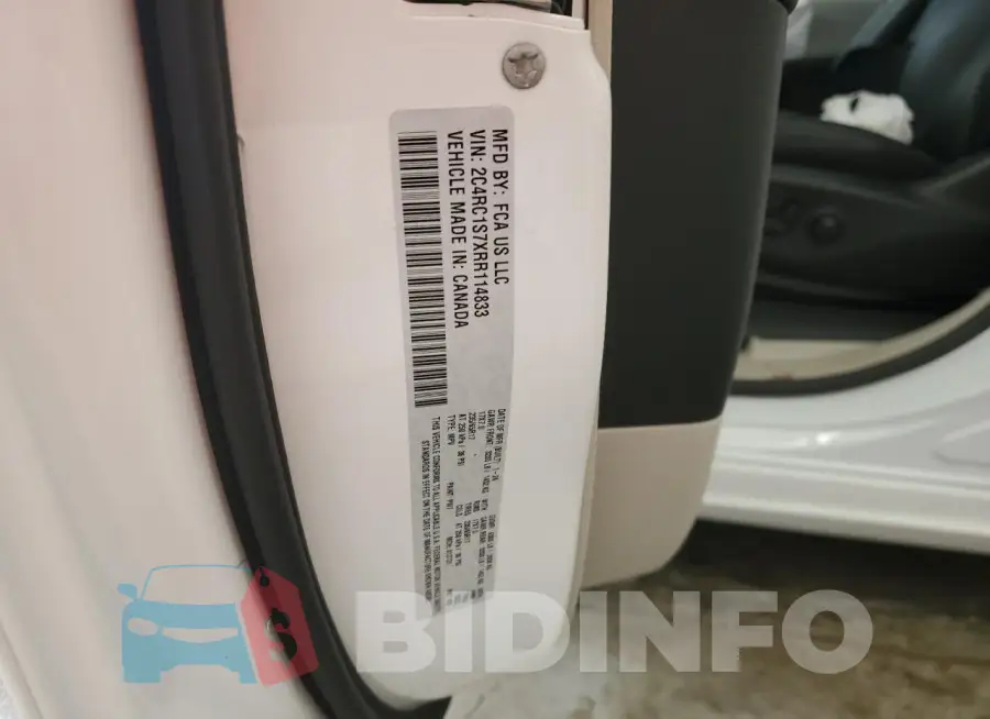 2C4RC1S7XRR114833 Photo# 14