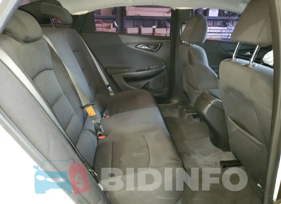 1G1ZB5ST5NF190851 Photo# 10