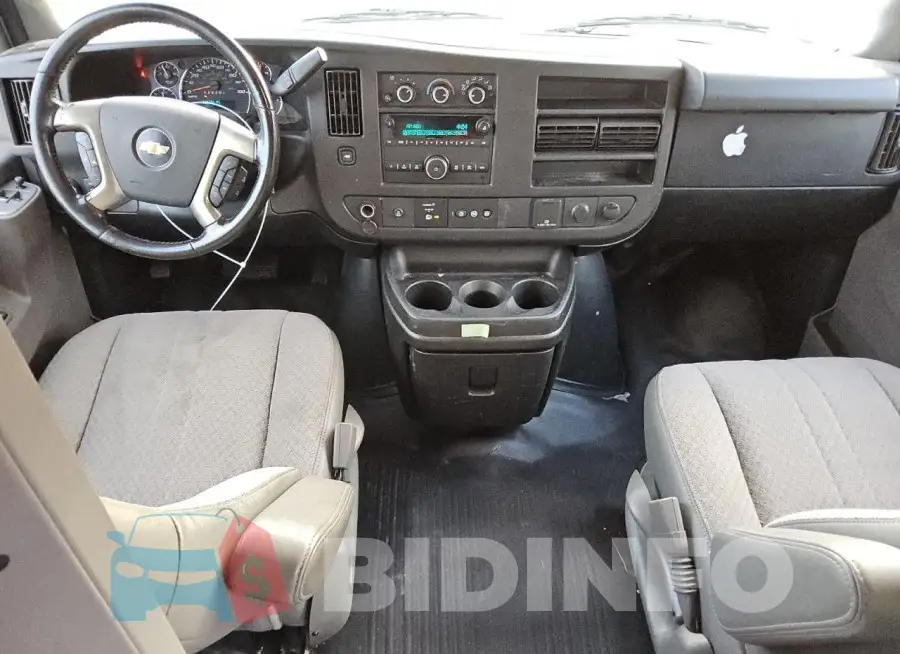 1GCWGBFG9J1203728 Photo# 8