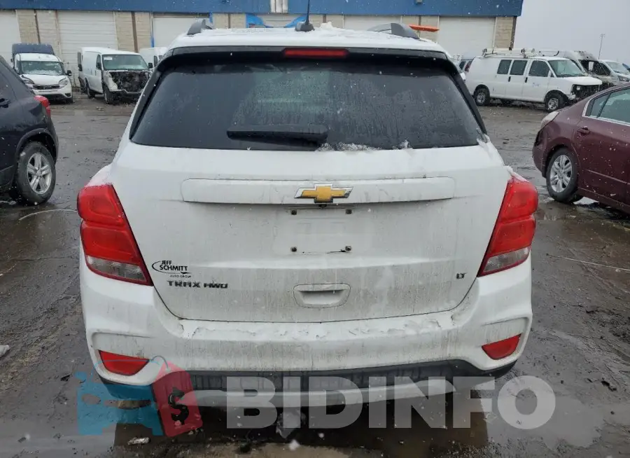 KL7CJPSB2JB588648 Photo# 6