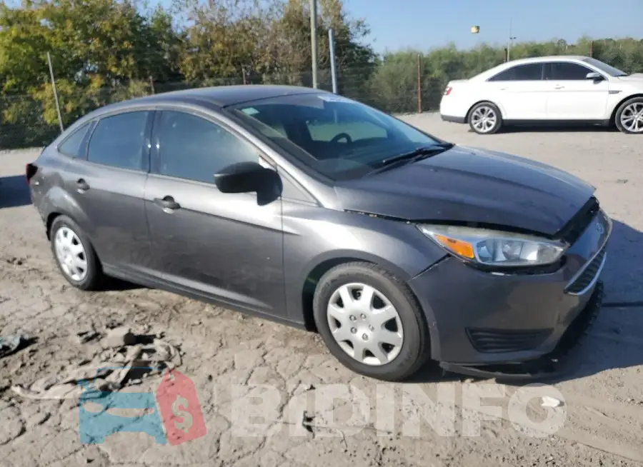 1FADP3E24GL278830 Photo# 4