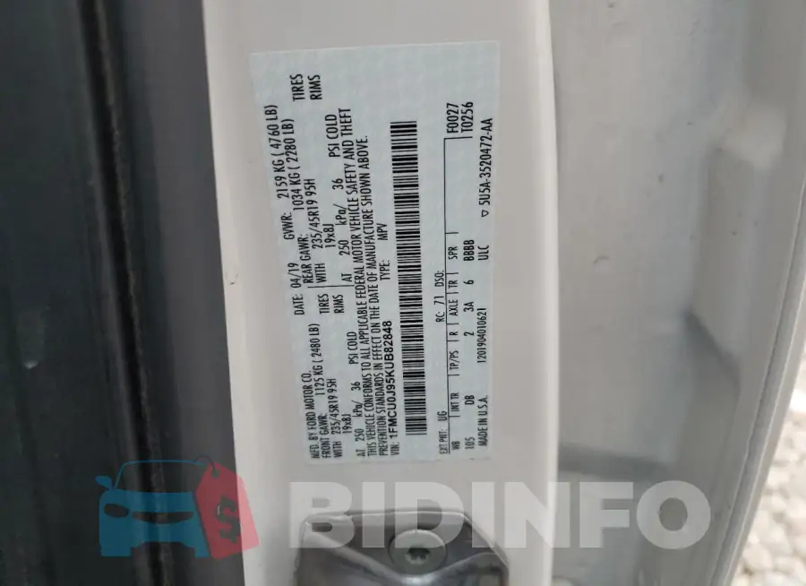1FMCU0J95KUB82848 Photo# 13