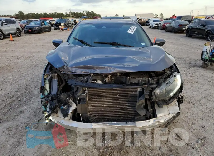 19XFC2F67LE004275 Photo# 5