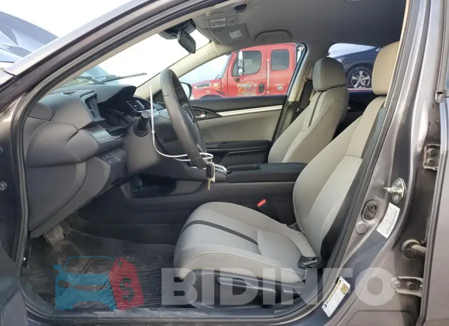 19XFC2F67LE004275 Photo# 7