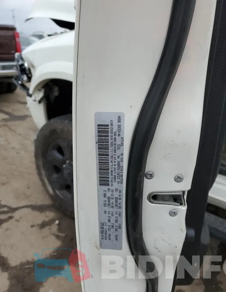 3C6UR5FL7HG686042 Photo# 12